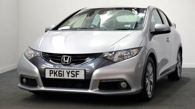 2012 HONDA CIVIC 2.2 i-DTEC ES 5dr image 2