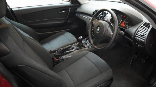 2011 BMW 1 SERIES 116i [2.0] ES 3dr image 9