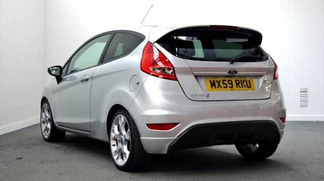 2010 FORD FIESTA 1.6 Zetec S 3dr image 2