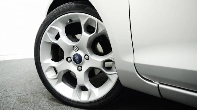 2010 FORD FIESTA 1.6 Zetec S 3dr image 4