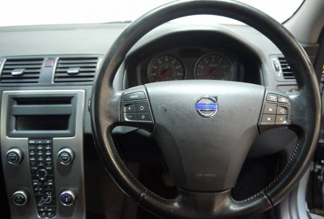 2008 VOLVO C30 2.0 SE Lux 3dr image 6