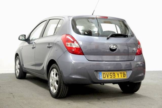 2009 HYUNDAI I20 1.4 CRDI Comfort 5dr image 4