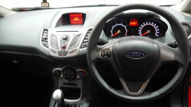 2011 FORD FIESTA 1.25 Edge 3dr image 7