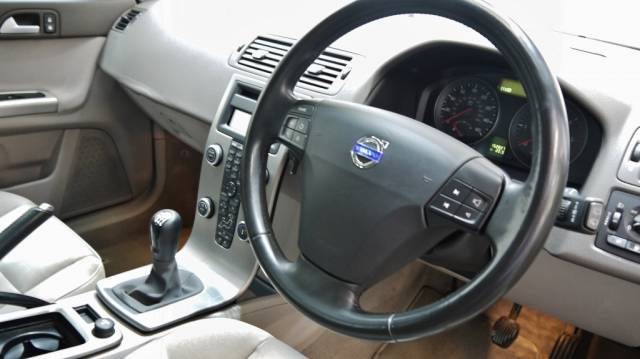 2007 VOLVO V50 2.0D SE 5dr image 7