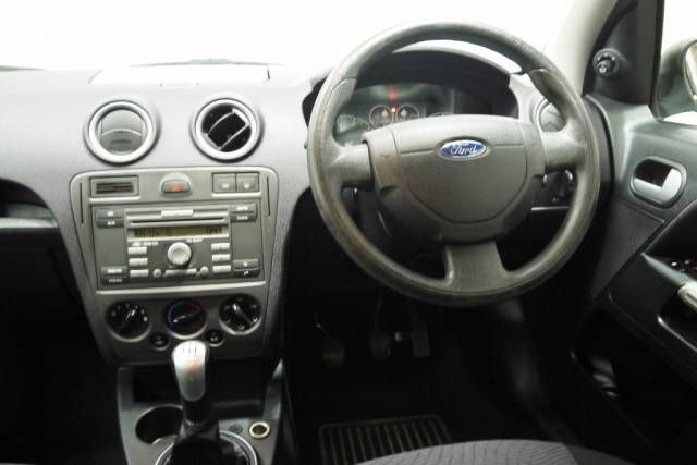 2008 FORD FUSION 1.4 Zetec 5dr image 7