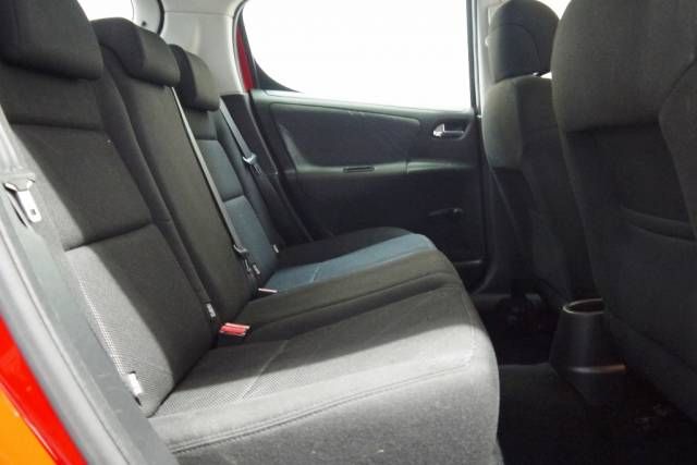 2007 PEUGEOT 207 1.4 16V Sport 5dr image 6