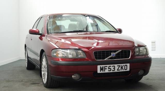 2003 VOLVO S60 2.4 D5 SE 4dr image 1