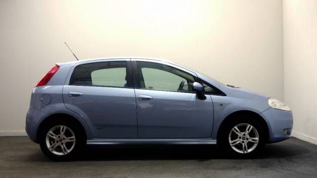 2007 FIAT GRANDE PUNTO 1.4 Dynamic Sport 5dr image 5