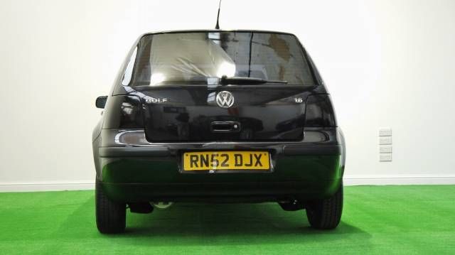 2003 VOLKSWAGEN Golf 1.6 Automatic image 3