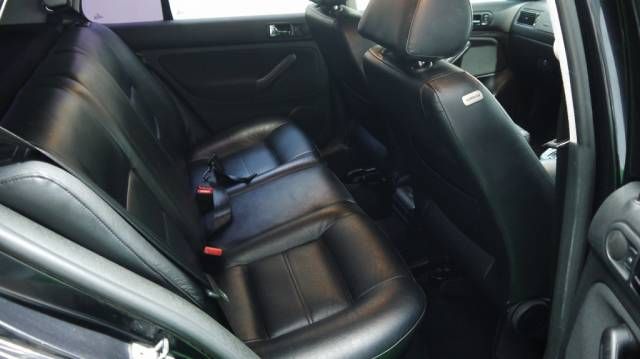 2003 VOLKSWAGEN Golf 1.6 Automatic image 5