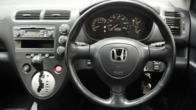 2001 HONDA CIVIC 1.6 i-VTEC SE Executive 5dr Auto image 6