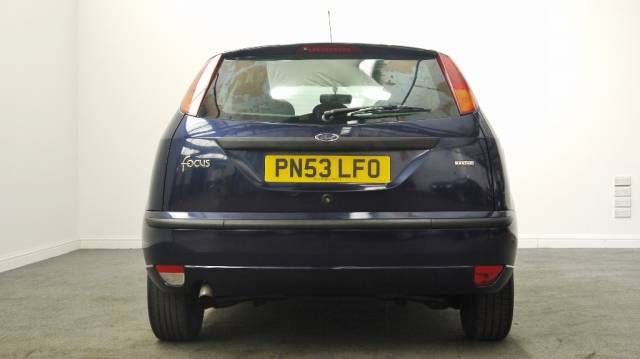 2003 FORD FOCUS 1.8 TDCi Zetec 3dr image 3