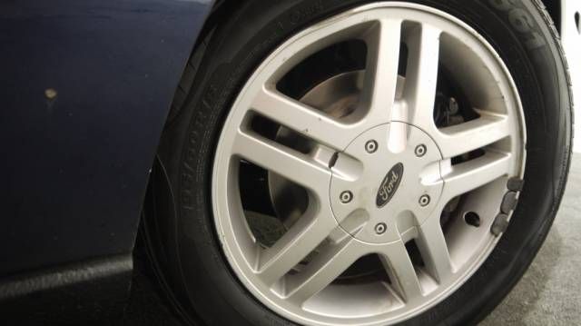 2003 FORD FOCUS 1.8 TDCi Zetec 3dr image 4