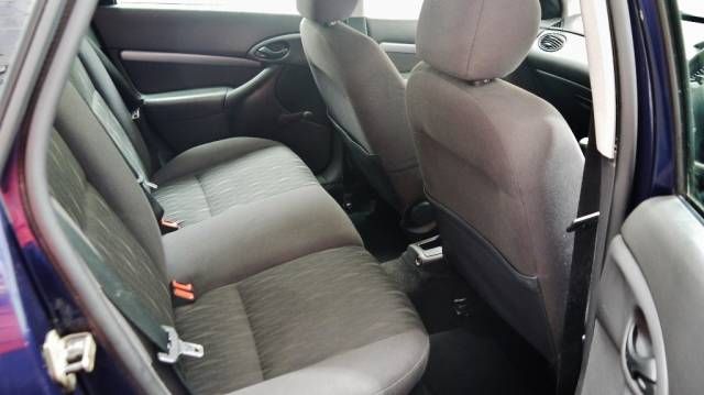 2003 FORD FOCUS 1.8 TDCi Zetec 3dr image 6