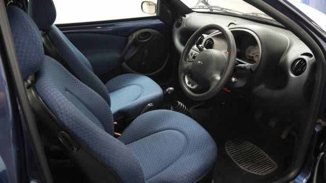 2004 FORD KA 1.3i [70] 3dr image 4