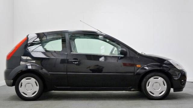 2003 FORD FIESTA 1.25 Finesse 3dr image 6