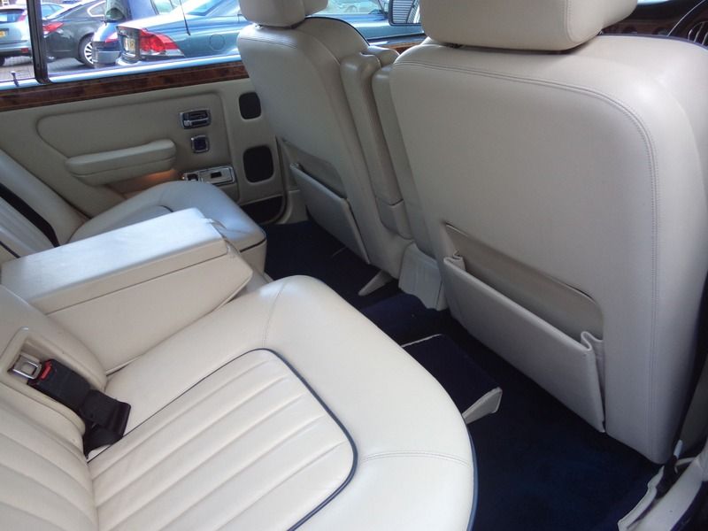 1991 Rolls-Royce Silver Spirit Silver Spirit II image 7