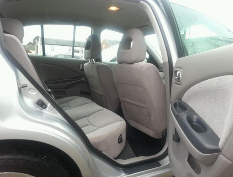 2000 NISSAN Almera SE 1,8 Petrol Automatic image 5