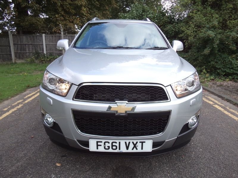 2011 Chevrolet Captiva LTZ Vcdi Automatic 7 seat image 3