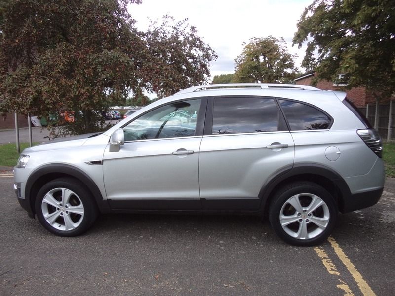 2011 Chevrolet Captiva LTZ Vcdi Automatic 7 seat image 6