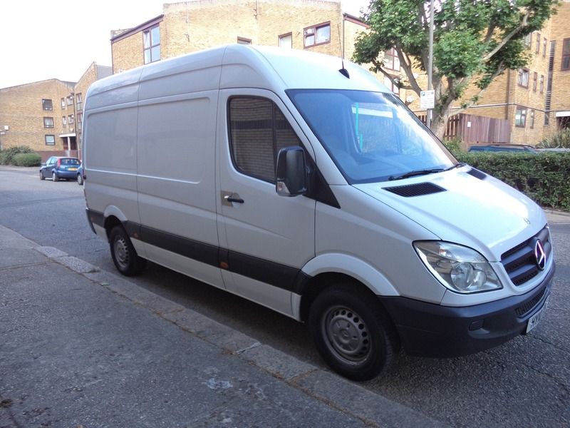 2010 Mercedes Sprinter 313 CDI image 1