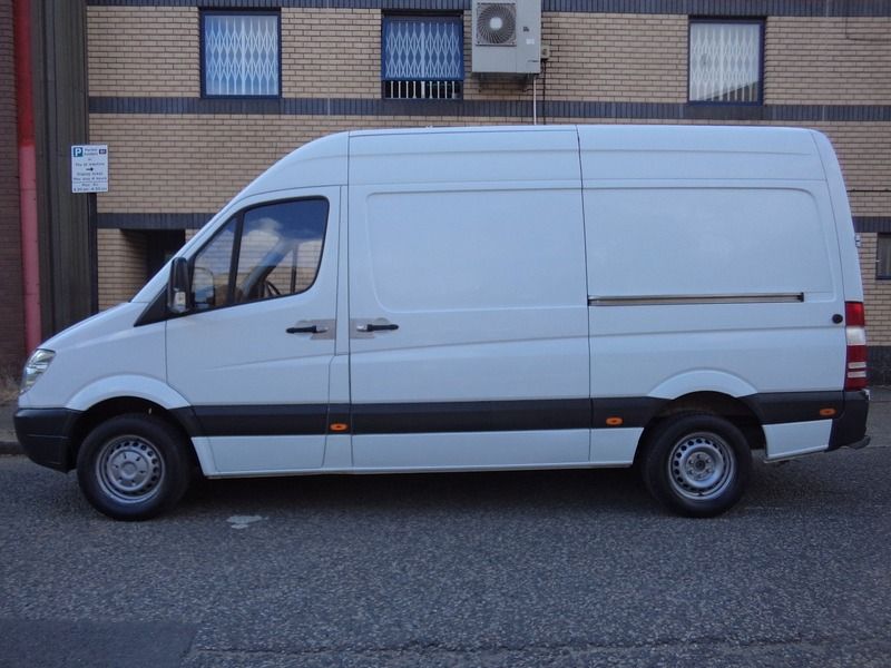 2010 Mercedes Sprinter 313 CDI image 4