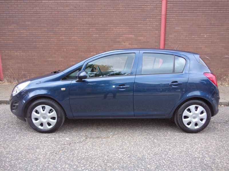 2011 Vauxhall Corsa Exclusiv A/C image 4