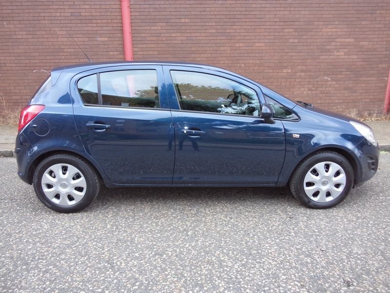 2011 Vauxhall Corsa Exclusiv A/C image 5