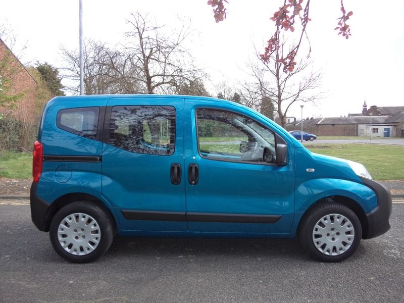 2010 Peugeot Bipper 1.4 HDI AUTO image 3