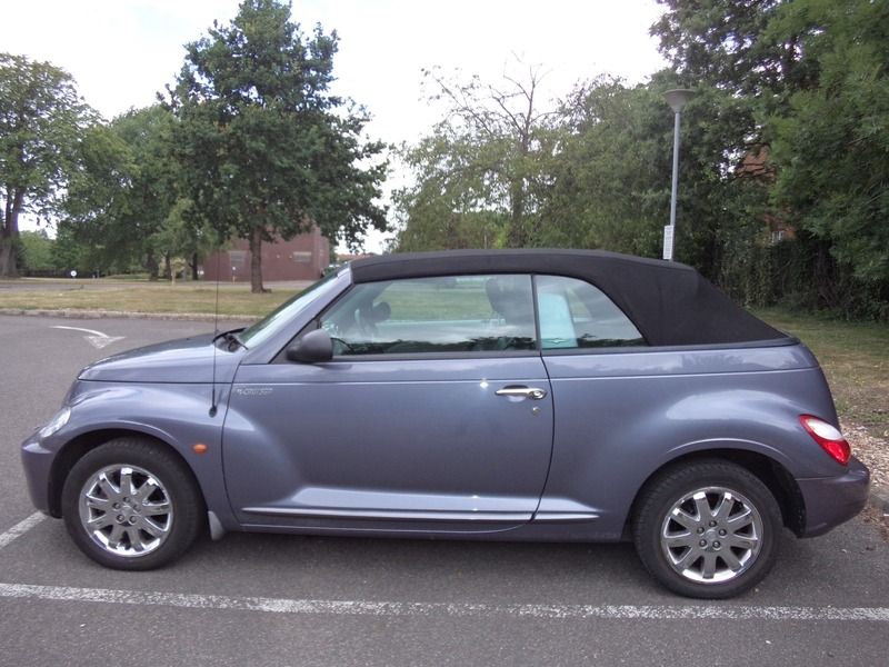 2007 Chrysler PT Cruiser Limited Auto Cabrio image 3