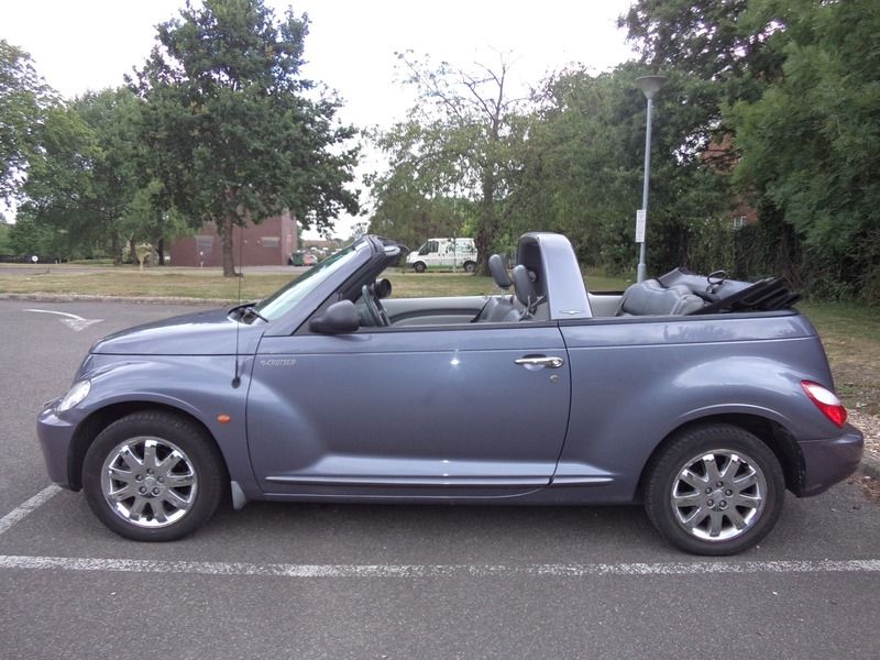 2007 Chrysler PT Cruiser Limited Auto Cabrio image 8