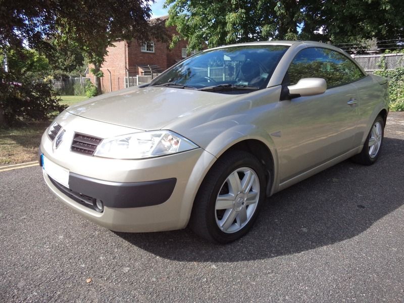 2004 Renault Megane Auto Coupe Cabriolet image 2