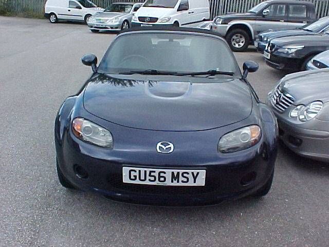 2006 MAZDA 1.8i image 1