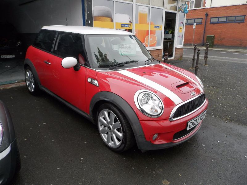 2007 Mini Hatchback 1.6 Cooper S 3dr image 1