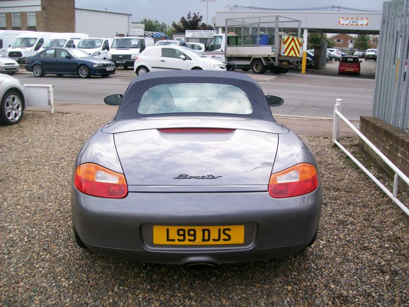 2002 Porsche boxster image 3
