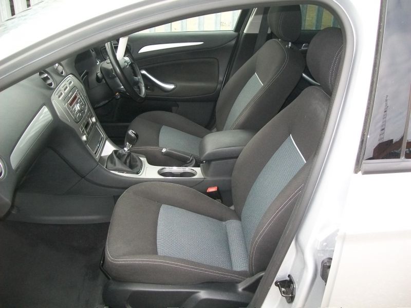 2010 Ford mondeo zetec tdci image 8