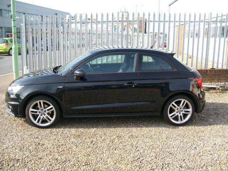 2011 Audi a1 s-line tfsi image 3
