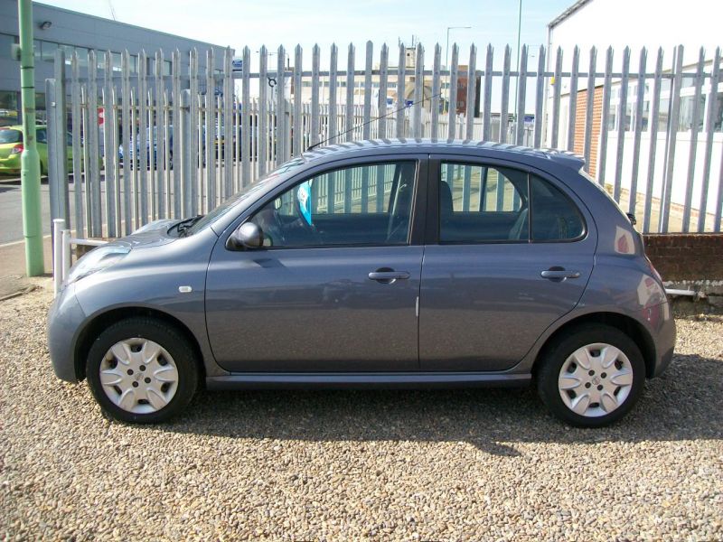 2007 Nissan micra image 2