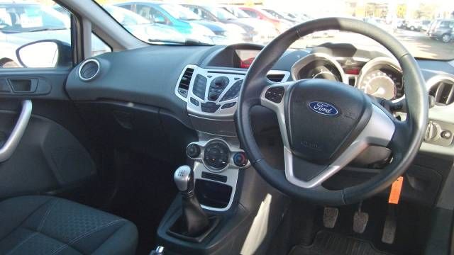 2009 Ford Fiesta Zetec 1.25 image 3