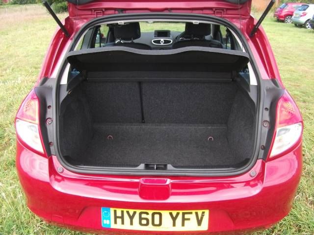 2010 Renault Clio Dynamique Tom Tom 3dr image 5