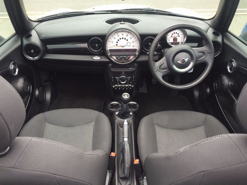 2011 Mini Convertible 1.6 One SALT 2dr image 7