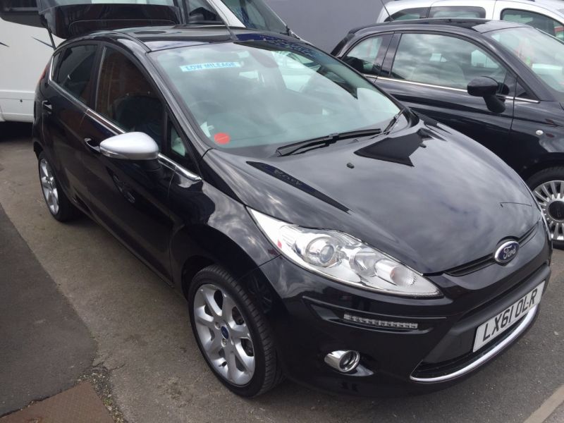 2011 Ford Fiesta 1.25 Centura 5dr image 2