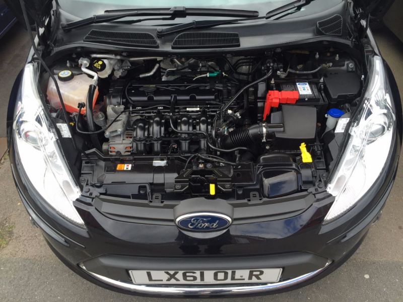 2011 Ford Fiesta 1.25 Centura 5dr image 8