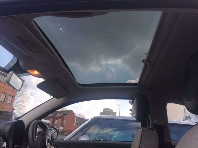 2011 Fiat 500 1.2 Lounge 3dr image 9