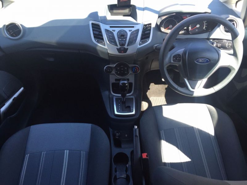 2009 Ford Fiesta 1.4 Style + 5dr Auto image 6