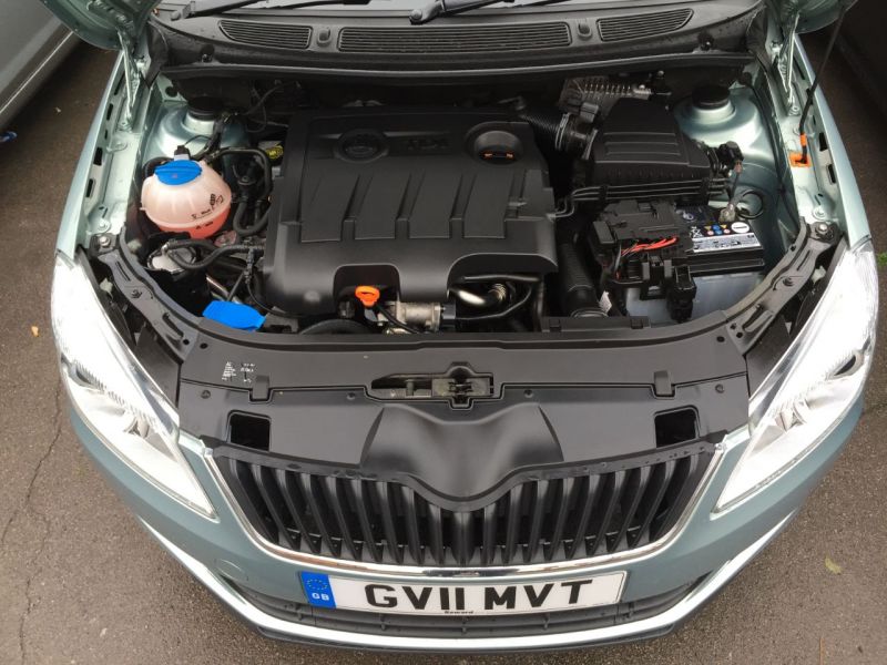 2011 Skoda Fabia 1.6 TDI CR SE Plus 5dr image 9