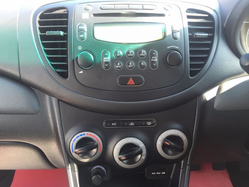 2013 Hyundai i10 1.2 Classic 5dr image 9