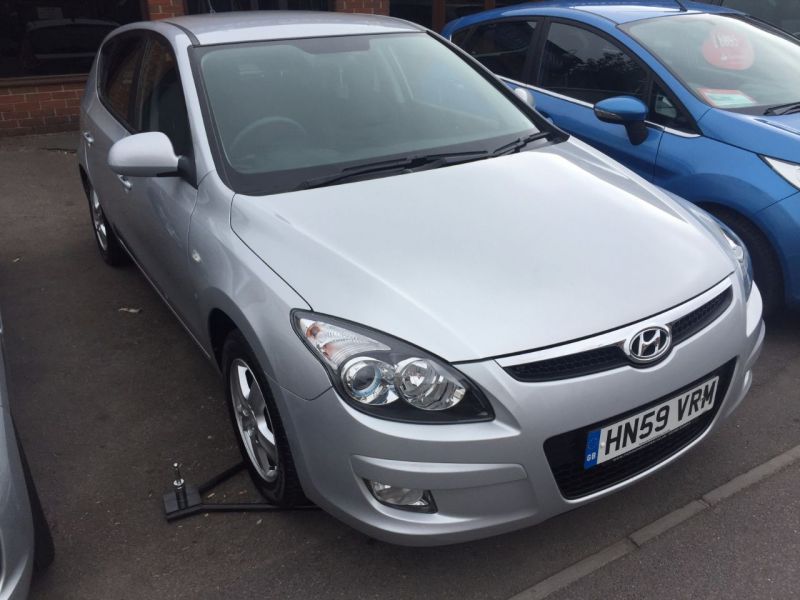 2009 Hyundai i30 1.4 Comfort 5dr image 2