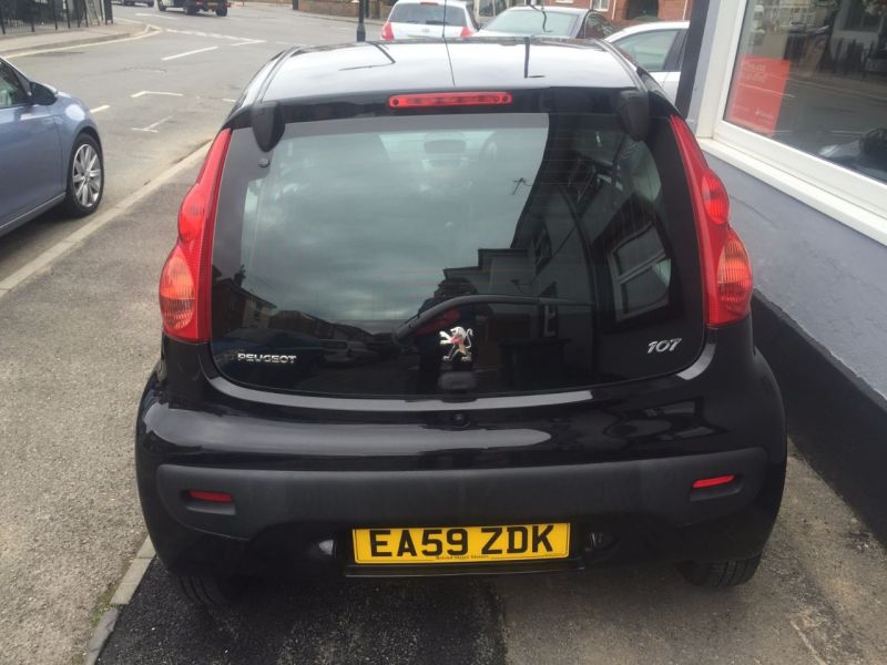 2009 Peugeot 107 1.0 Urban 3dr image 3