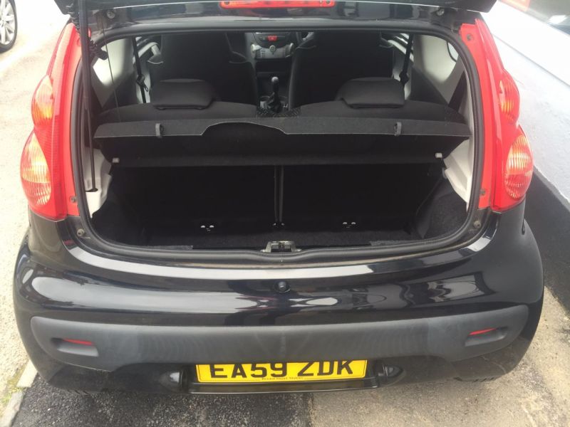 2009 Peugeot 107 1.0 Urban 3dr image 4